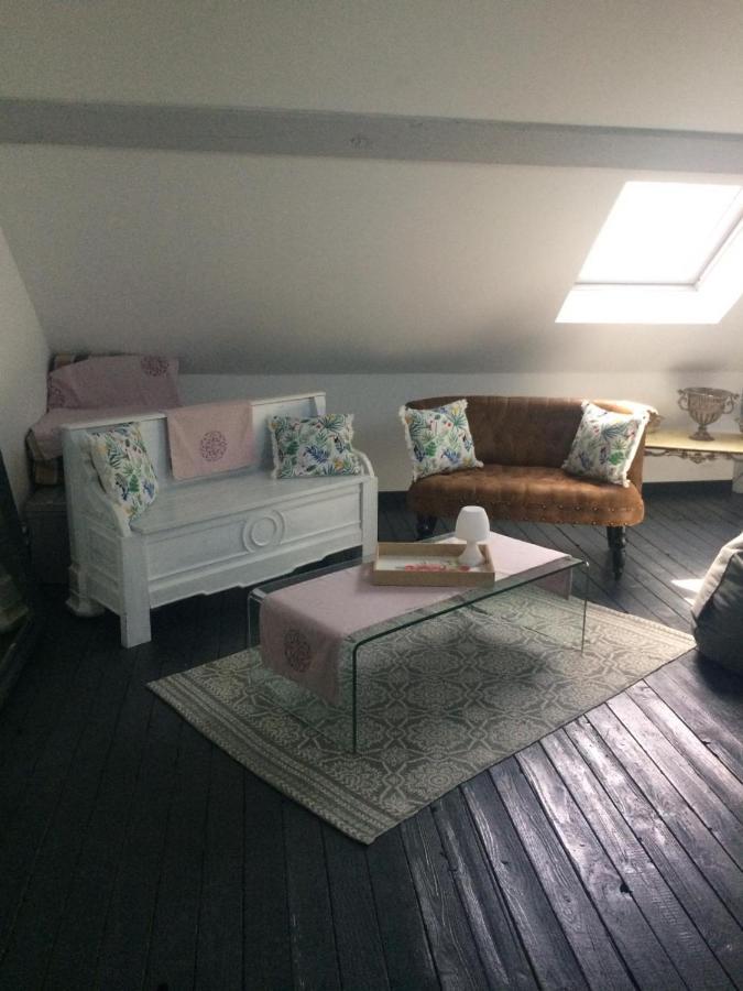Ecole De La Route Bleue Bed and Breakfast Moiry Εξωτερικό φωτογραφία